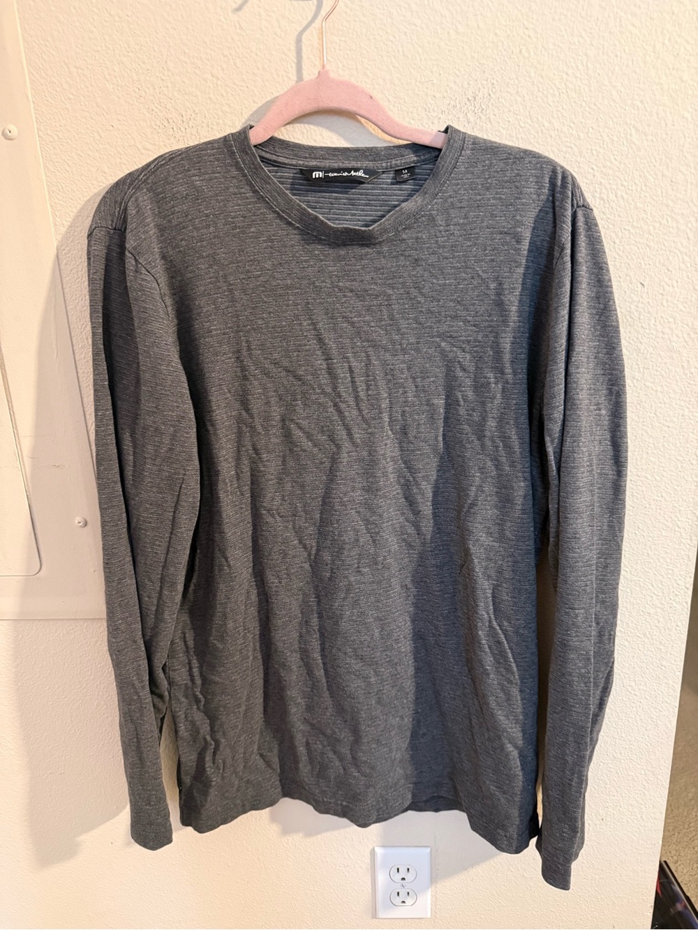 TravisMathew Gray Long Sleeve Crew Neck Pima Cotton Tee Shirt Men’s Medium